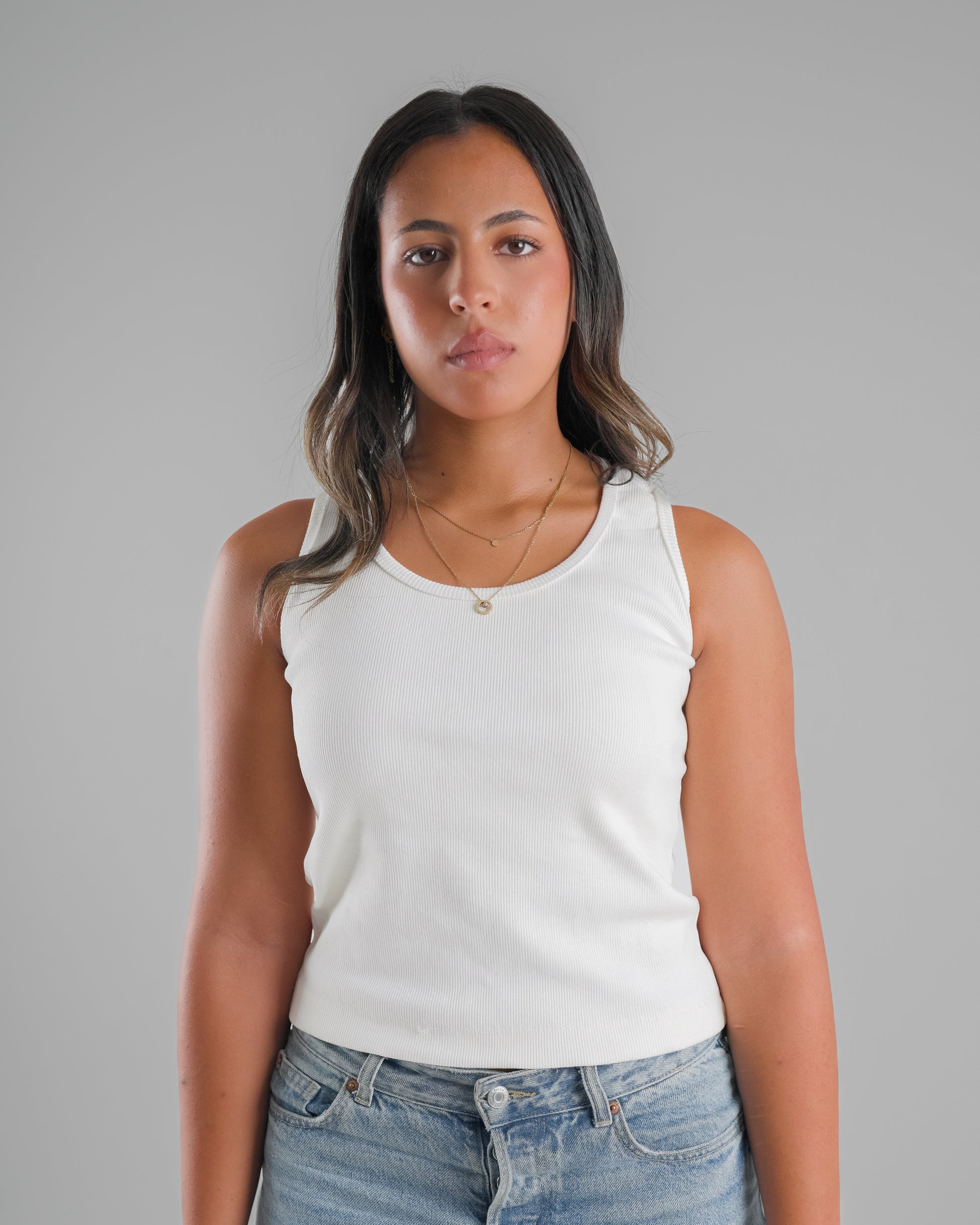 0220. Ribbed Tank