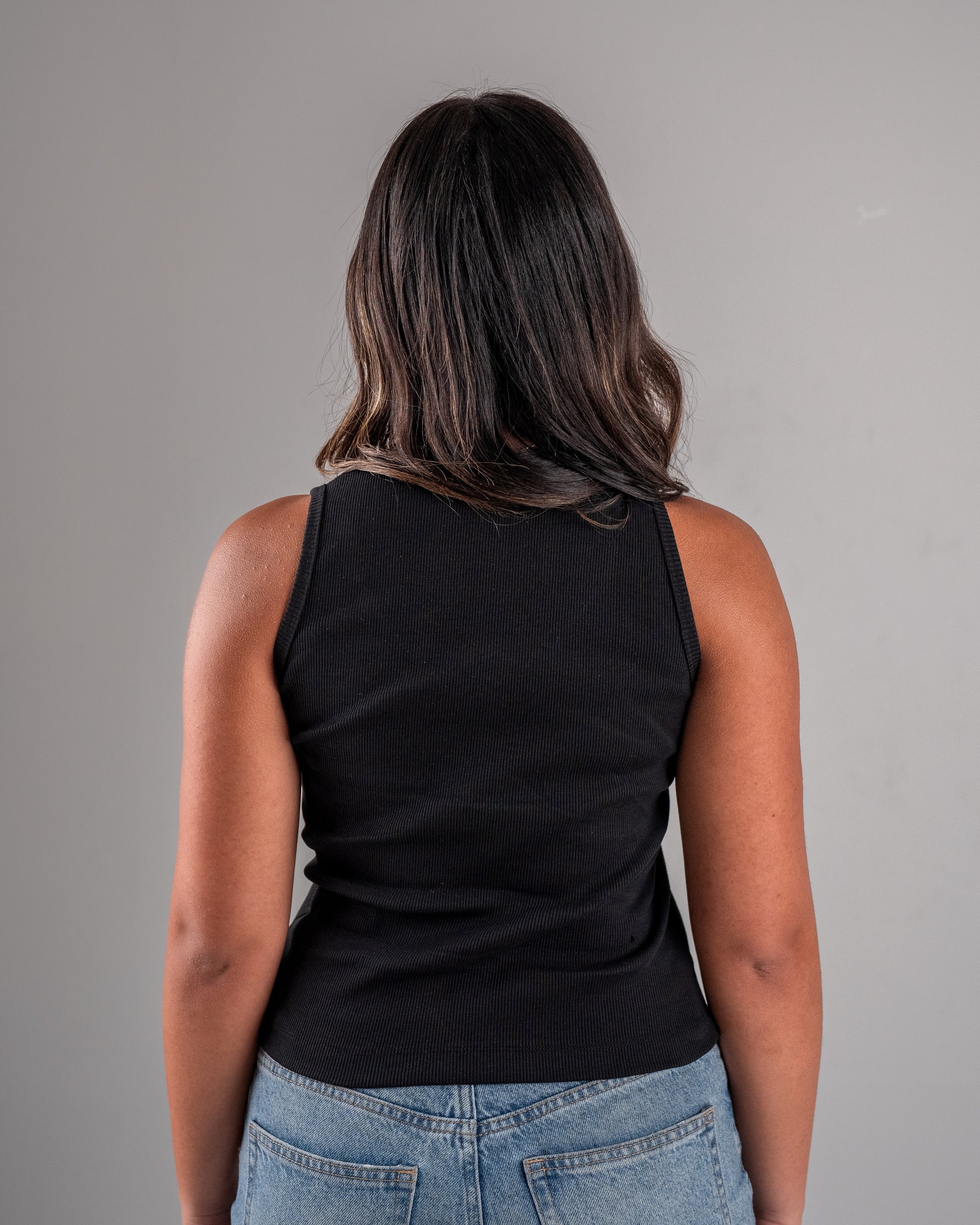 0220. Ribbed Tank