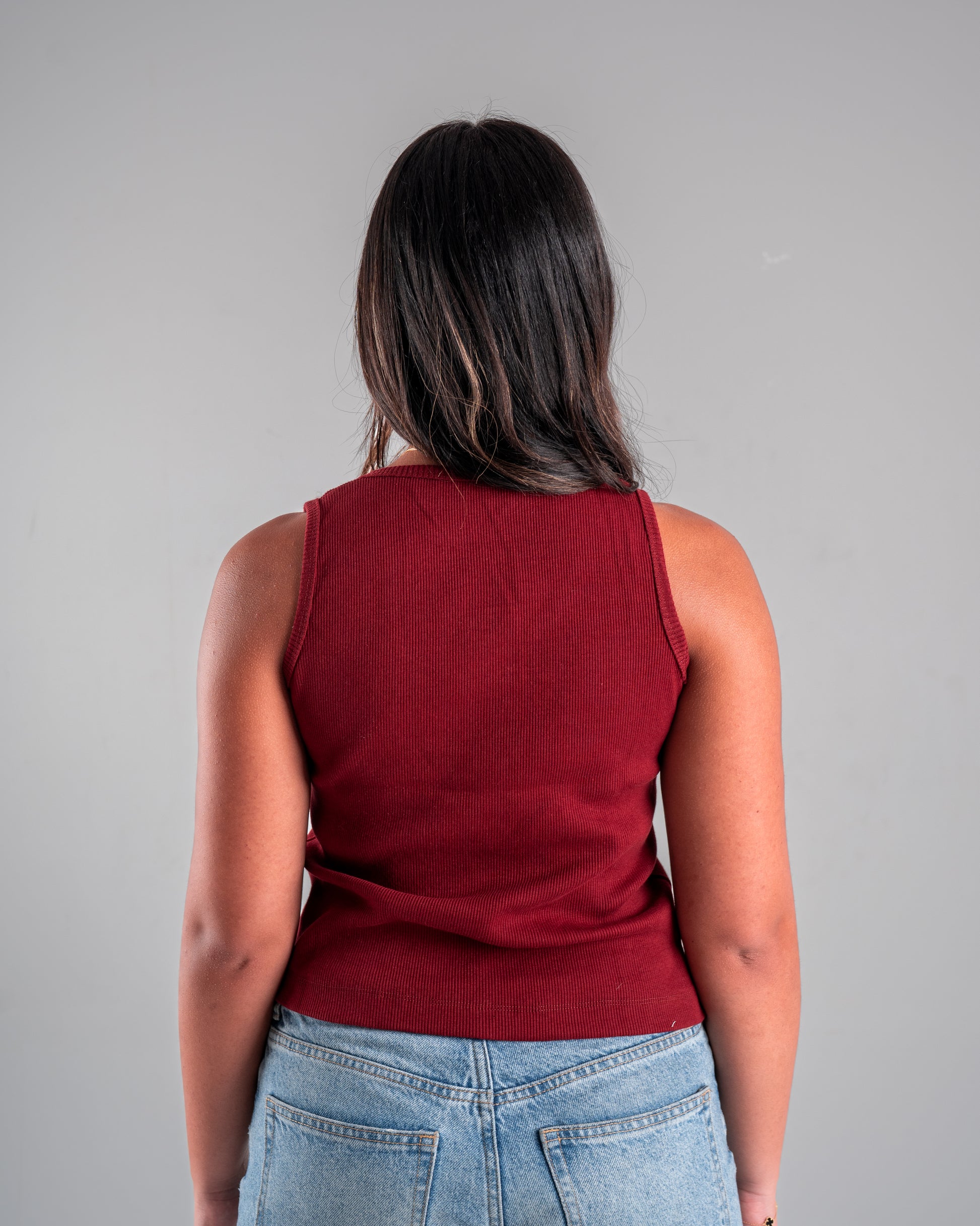0220. Ribbed Tank